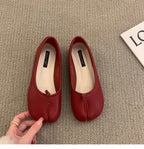 Women Flats Tabi Ninja Shoes Woman Microfiber Leather Comfy Flats Split Toe Slippers Soft Bottom Loafers 2024 New Fashion Design