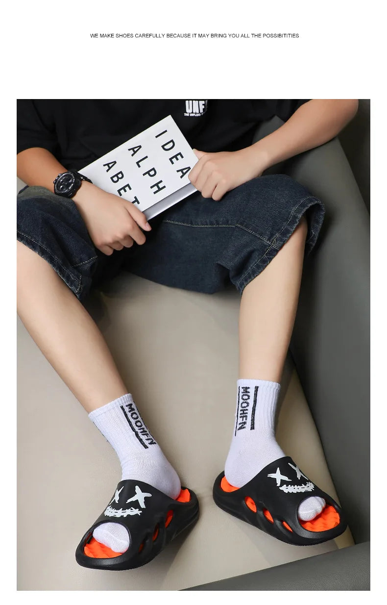 Men Fashion Massage Slippers Indoor/Outdoor Sandals Beach Flip Flop Thick Sole Male Slides Summer Non-Slip Men Shower Slippers