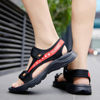 Classic summer sandals for men and women, lightweight and breathable, with Velcro trendy sandals, open-toe sandals