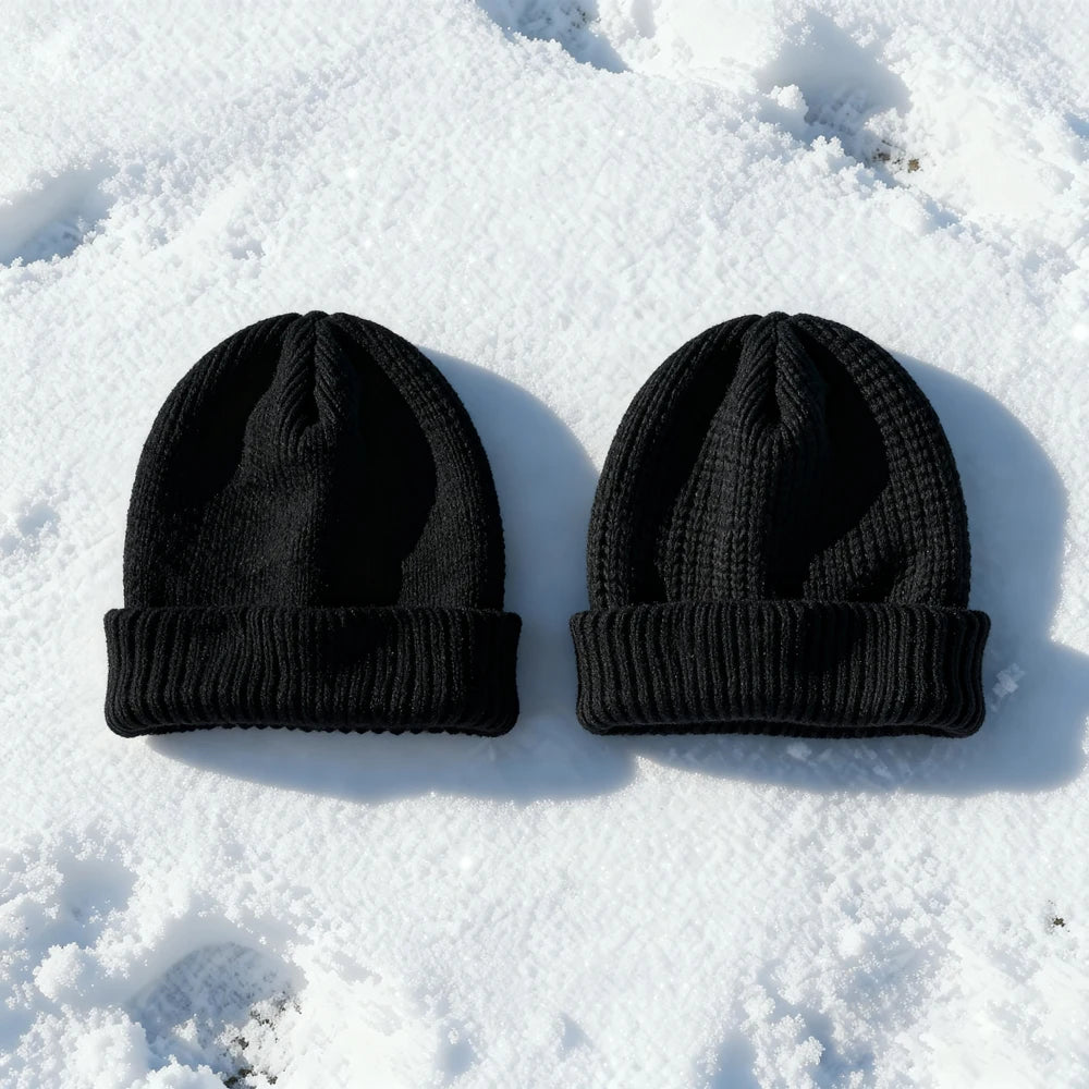 2 solid color winter warm knitted hats, made of soft fabric, suitable for outdoor sports, cycling, hiking, camping, and more.