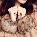 Women Winter Warm Faux Fur Cuff Arm Warmer Soft Elastic Wrist Slap On Cuffs Lady Bracelet Fur Wristband Gloves Sleeves Accessory