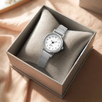New Women's Watch Fashionable, Novel, Simple, Retro, High Grade, Elegant, Small and Versatile Women's Quartz Watch