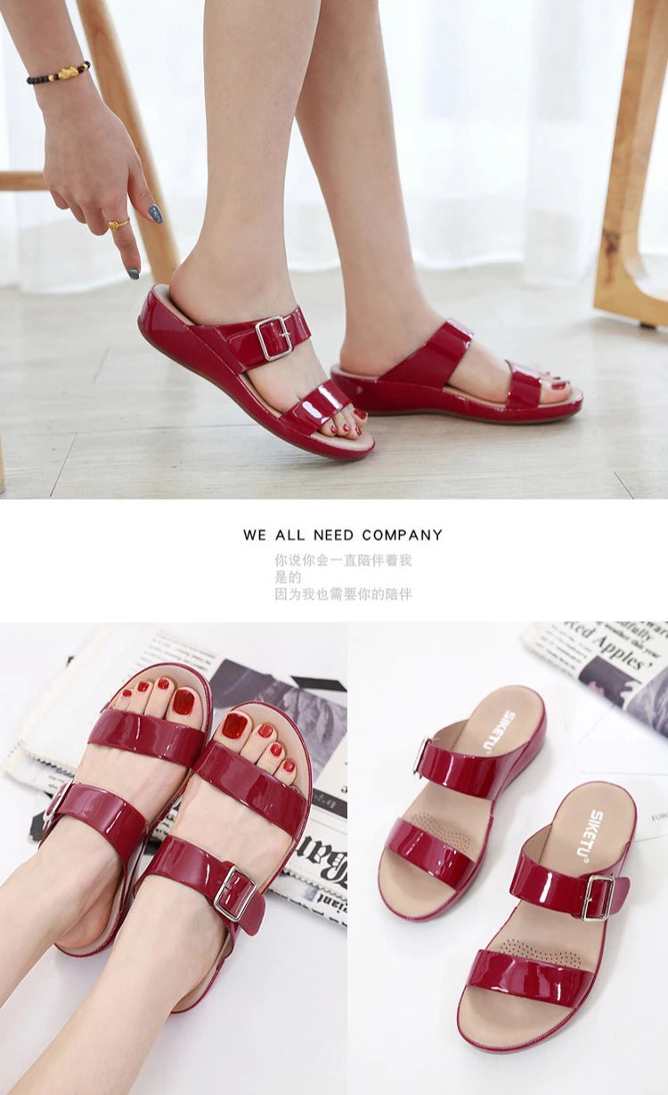 Slippers for Women's 2025 Summer New Lightweight Home Sandals Super Soft and Comfortable Thick Soled Travel Slippers for Women