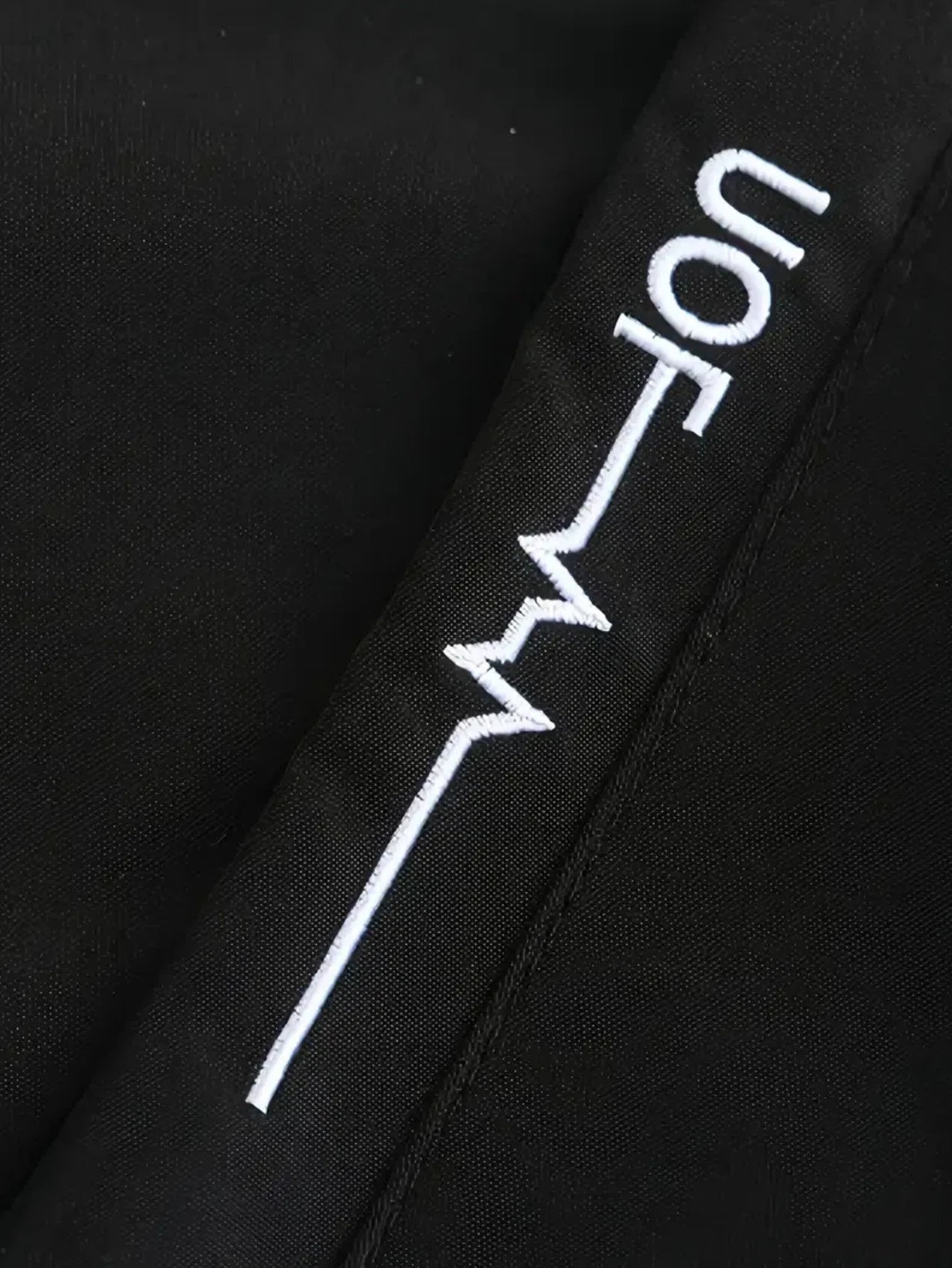 Men's Casual Hooded Jacket |   Sporty and College Style |   Multi-Season Zipper Jacket with Front Pockets |   Regular Version Sleeves, Suitable for Outdoor Activities and Dinner Parties