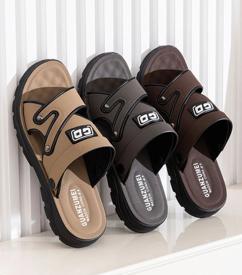 Men's Sandals Anti Slip Beach Shoes 2025 New Summer Versatile Anti Odor Dual Purpose Men's Fashion Waterproof Cool Slippers