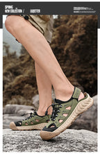 Mens Sandals Hot Sale Summer Outdoor Non-slip Beach Shoes Anti-collision Rubber Wading Shoes Fashion Breathable Male Sneakers