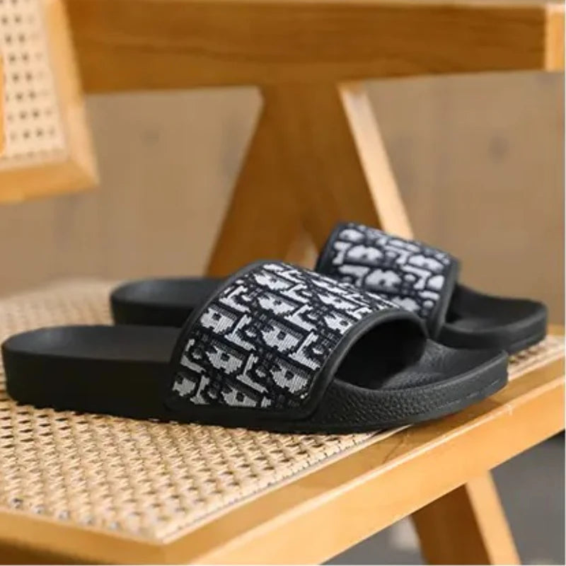 Men's Home Slippers Lightweight Summer New Style Flat and Worn Casual Retro Patterned Anti-slip Quick-drying Sandals