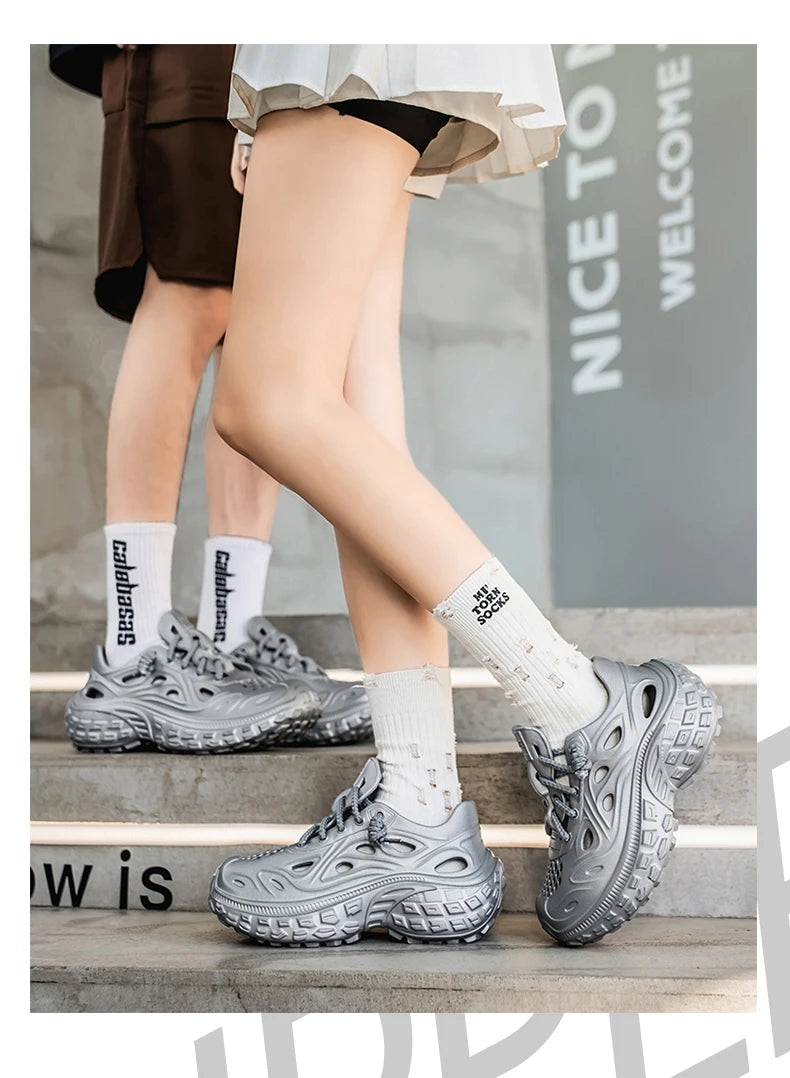 Couple Sandals For Men New Fashion 2025 Summer Outdoor Hole Shoes for Women Sandals Sandalias Hombre Sandalias De Mujer