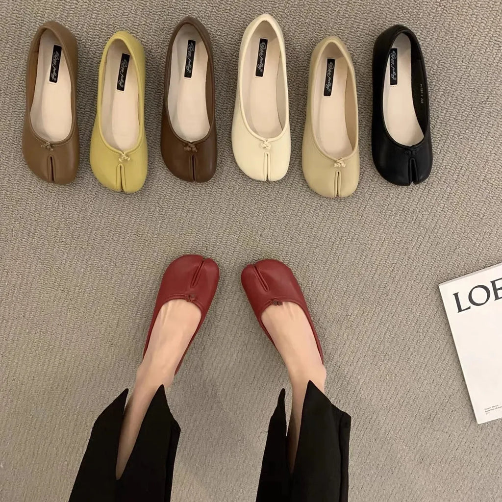 Flat Shoes Woman Microfiber Leather Comfy Flats Split Toe Slippers Soft Bottom Loafers Brief Ladies Trotter Moccasins 2025 ﻿