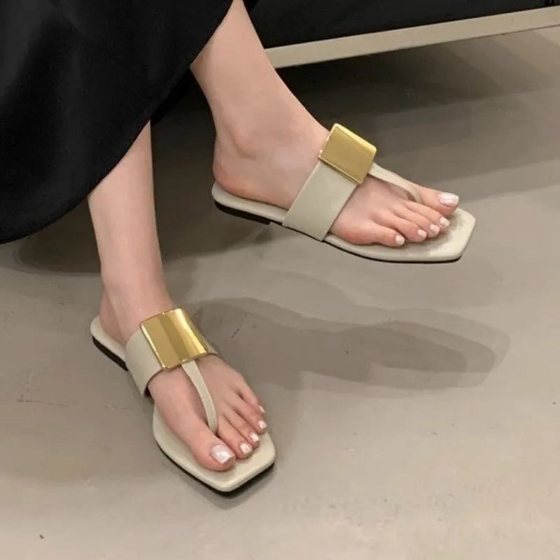 French Versatile Woman Shoe Summer New Round Toe Flat Shoes Fashion Anti Slip Women Flip Flops Simple Soft Soled Women's Sandals