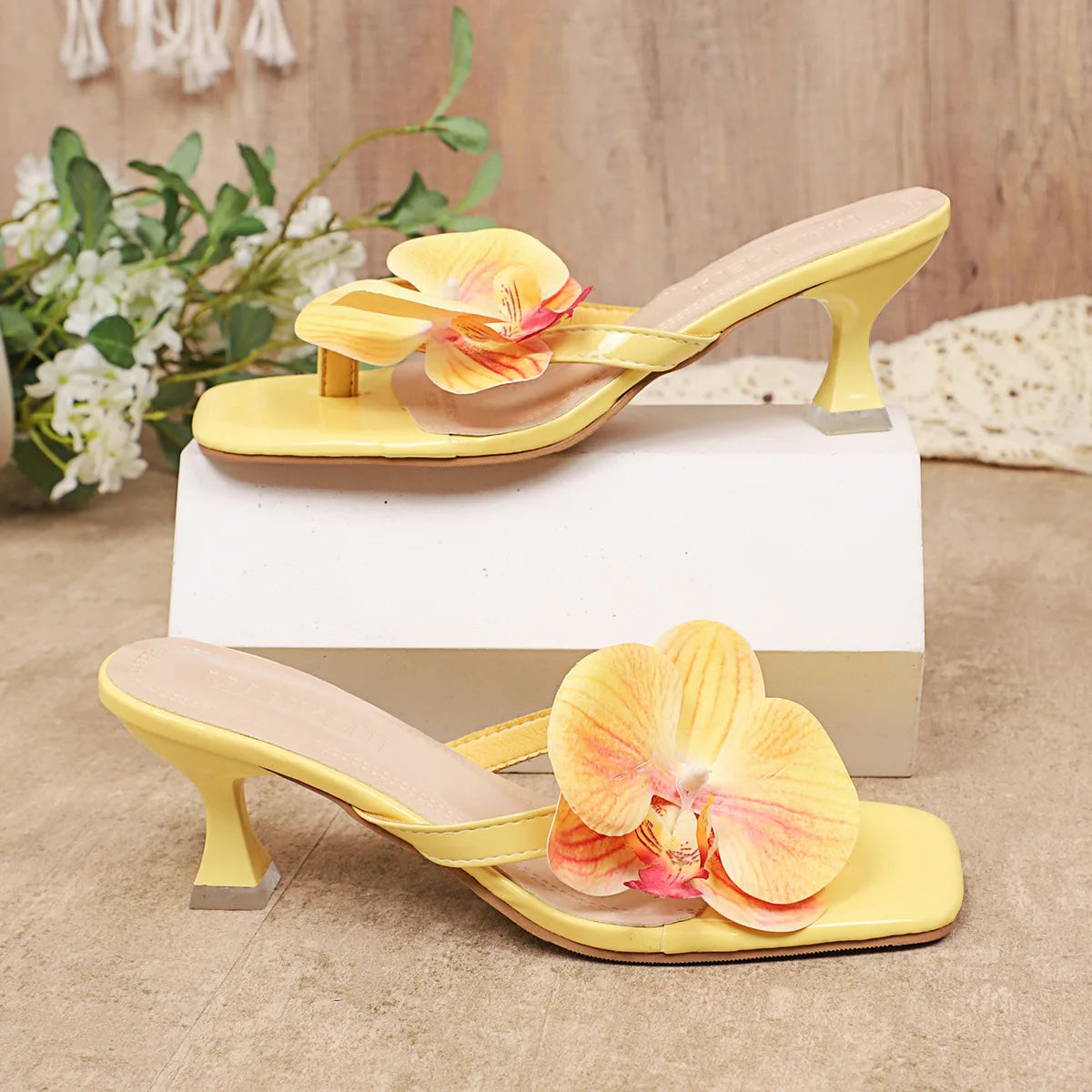 Women's Slippers Casual Fashionable  High Quality Shoes for Women Shallow Women Sandals Elegant Flowers Design Women's Slippers