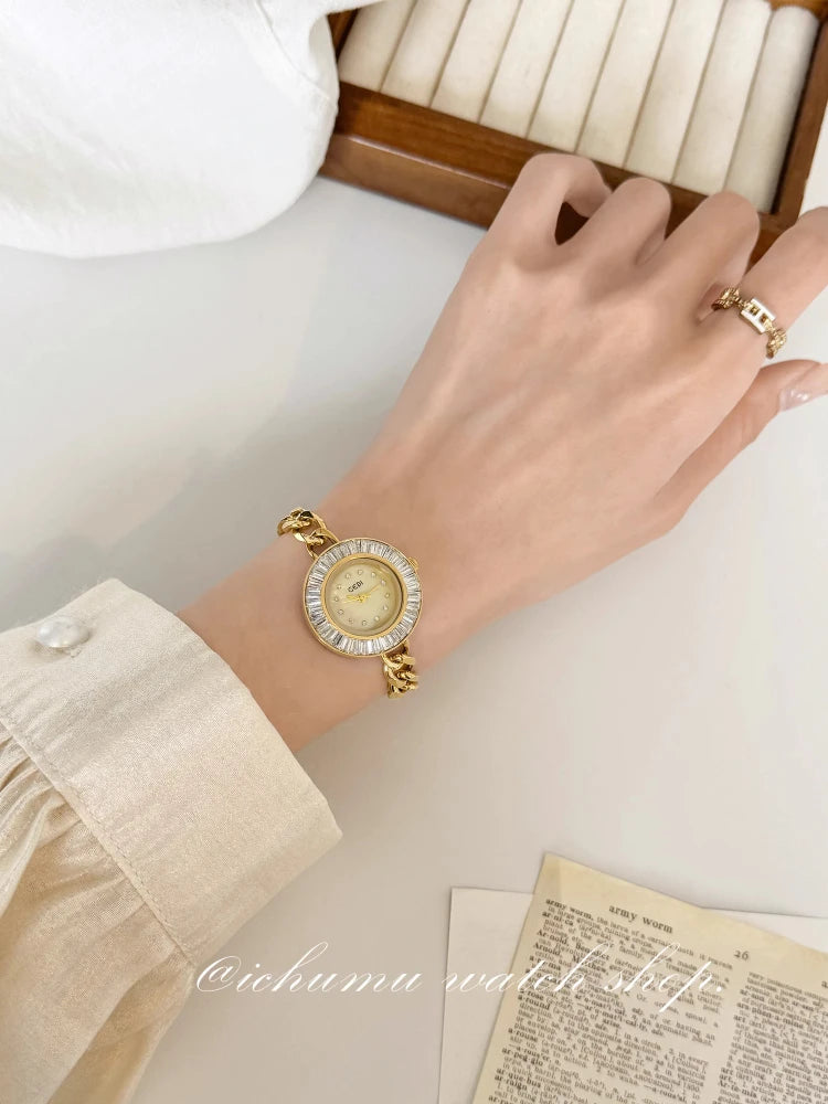 Women's Watches 2025 Luxury Elegant Ladies Wrist Watch Gold Rhinestone Quartz Wristwatch Vintage Female Small Clock reloj mujer