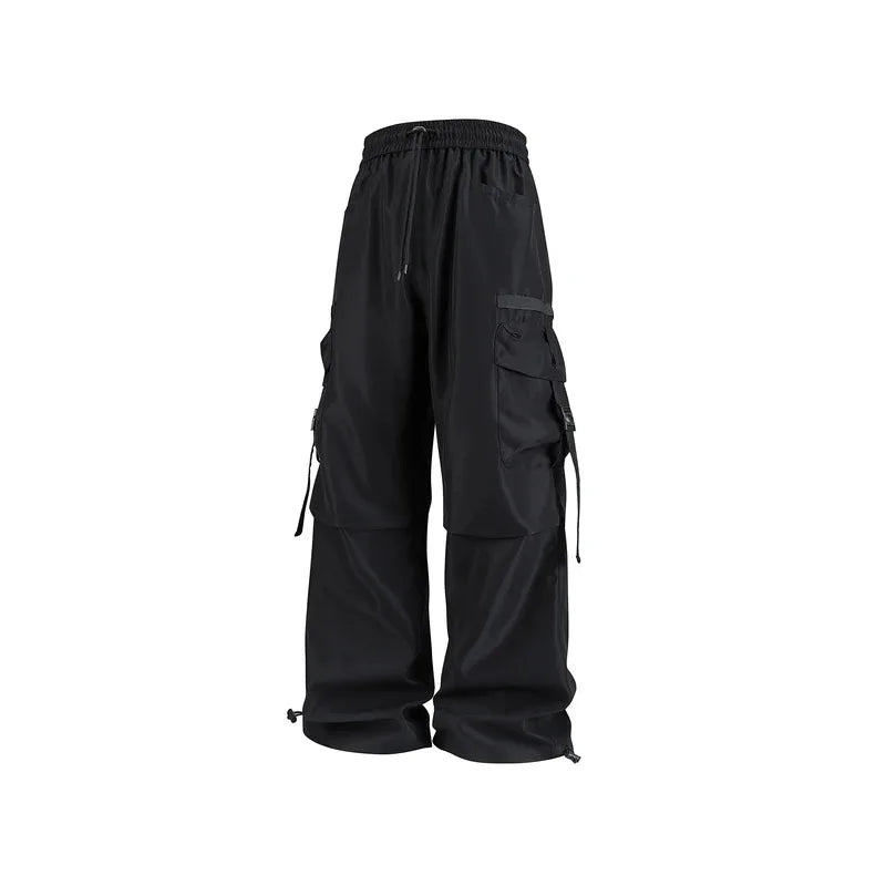 Men's sportswear pants are simple, versatile, retro and fashionable with large pleated pockets for outdoor work