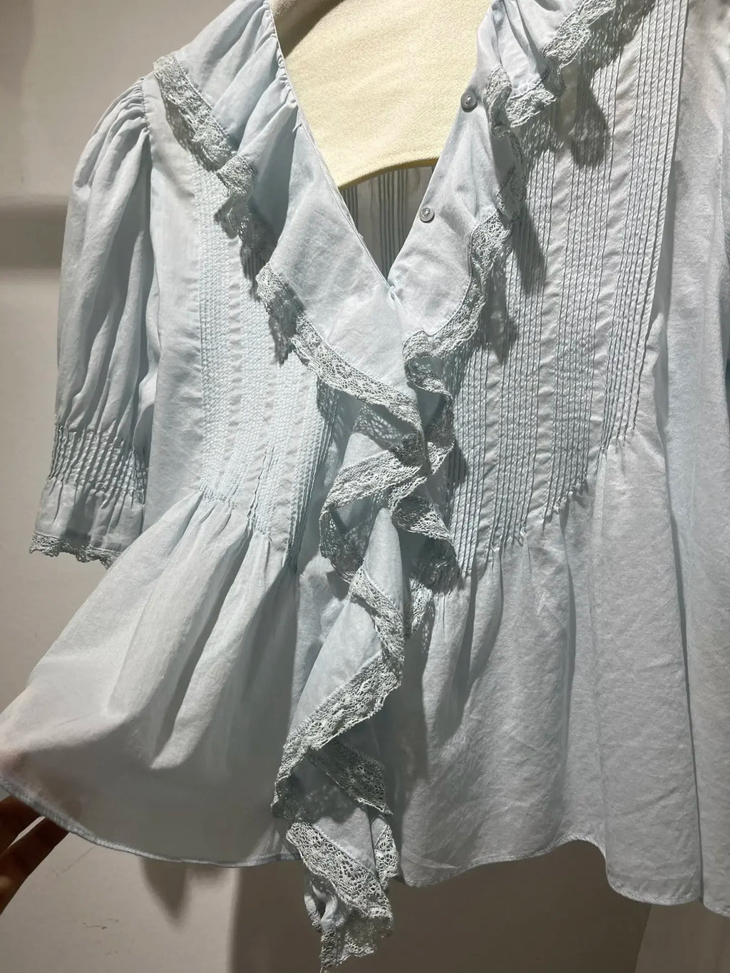 Lace Stitching Women's Pleated Blouse Summer Ruffles Edge V-Neck Puff Sleeve Casual Female Shirt