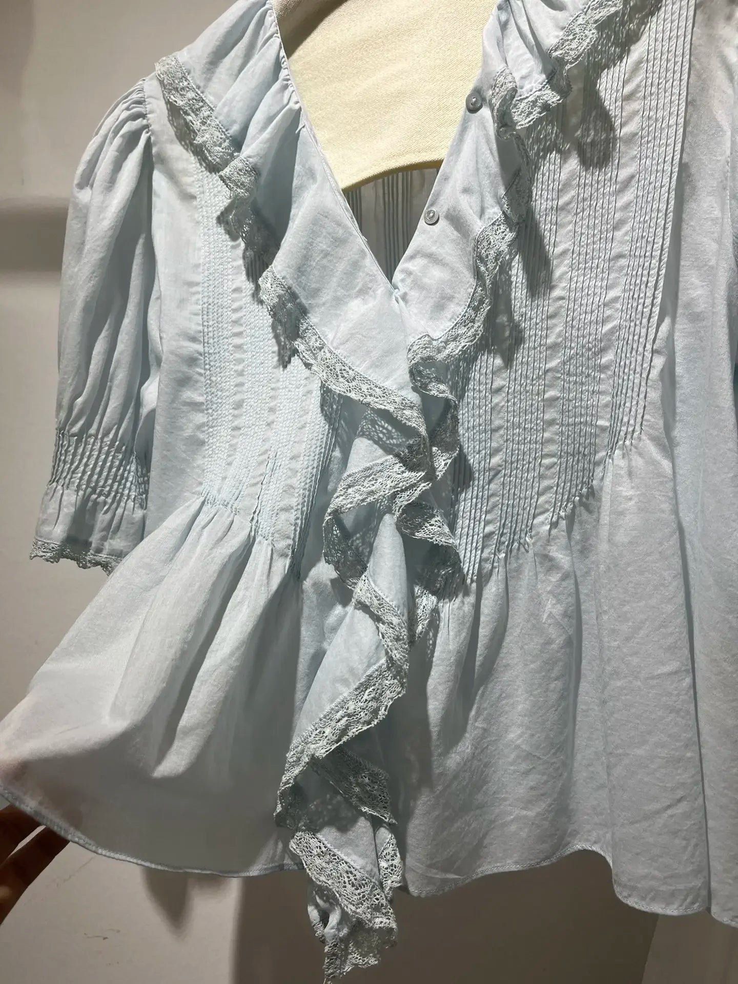 Lace Stitching Women's Pleated Blouse Summer Ruffles Edge V-Neck Puff Sleeve Casual Female Shirt