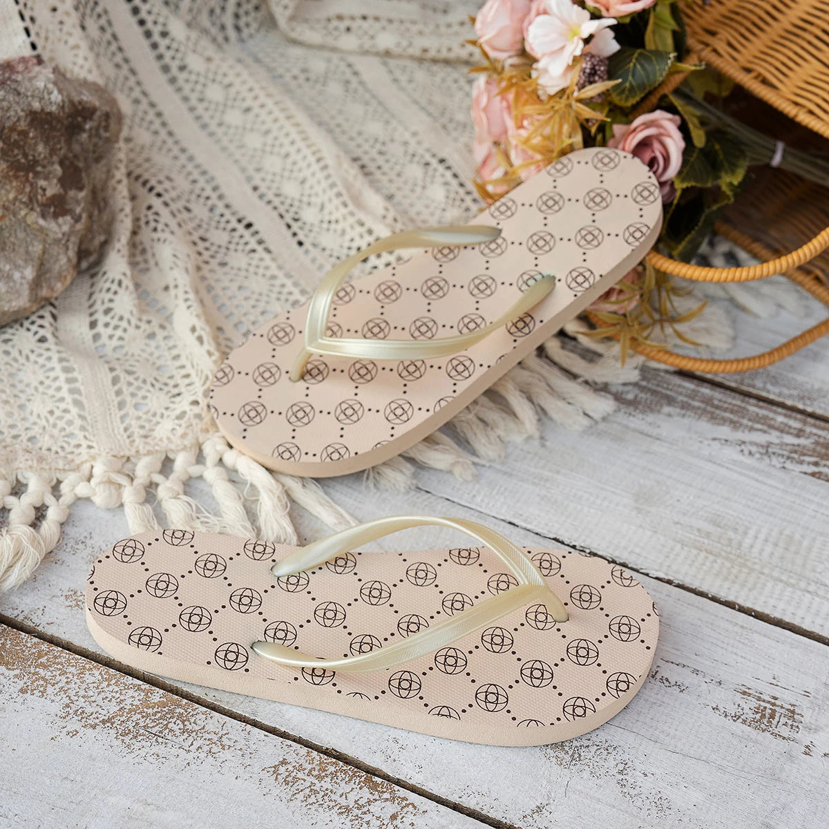 Women's Summer Fashion print patt Flat Flip-Flops, Casual Comfortable Breathable Waterproof Slip-On Bathroom Pool Beach Slippers