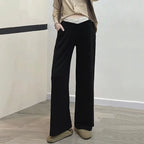 Pregnant woman's pants - Outerwear for autumn and winter: Wide-leg pants, nine-inch length, straight shape, with drawstrings.