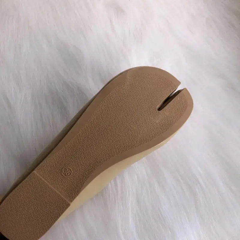 Flat Shoes Woman Microfiber Leather Comfy Flats Split Toe Slippers Soft Bottom Loafers Brief Ladies Trotter Moccasins 2025 ﻿