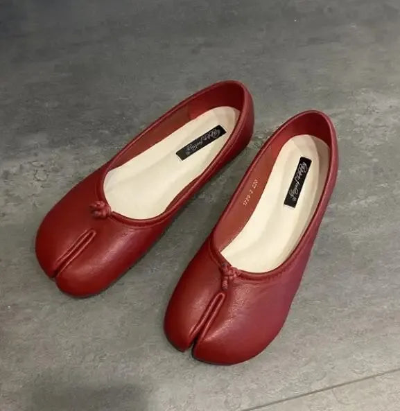 Flat Shoes Woman Microfiber Leather Comfy Flats Split Toe Slippers Soft Bottom Loafers Brief Ladies Trotter Moccasins 2025 ﻿