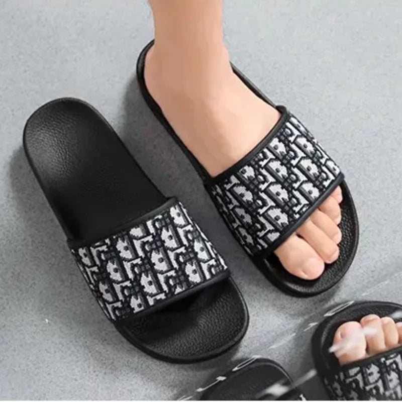 Men's Home Slippers Lightweight Summer New Style Flat and Worn Casual Retro Patterned Anti-slip Quick-drying Sandals