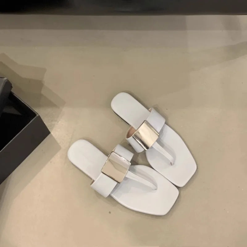 French Versatile Woman Shoe Summer New Round Toe Flat Shoes Fashion Anti Slip Women Flip Flops Simple Soft Soled Women's Sandals