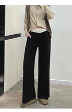 Pregnant woman's pants - Outerwear for autumn and winter: Wide-leg pants, nine-inch length, straight shape, with drawstrings.