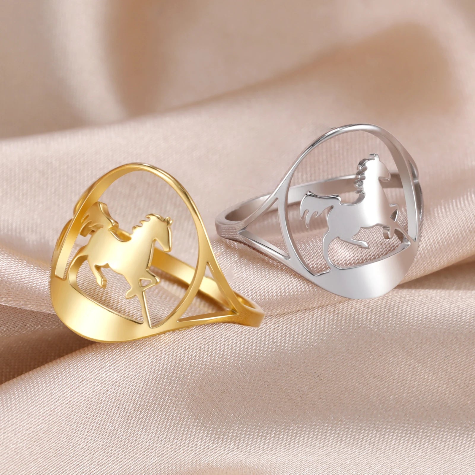 Unift Horseshoes Rings for Women Cowboy Cowgirl Stainless Steel Finger Ring Trendy Fashion Equestrian Horse Lover Jewelry Gift