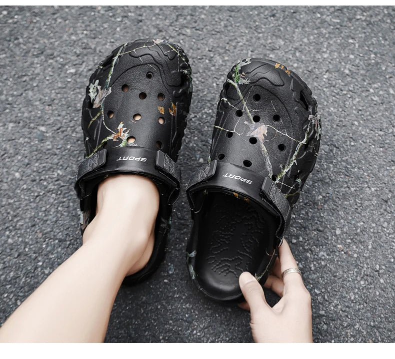 Men Slippers High Quality Classic Outdoor Anti-Slip Garden Shoes Lightweight Fashion Casual Sandals Sandals for Men Platform