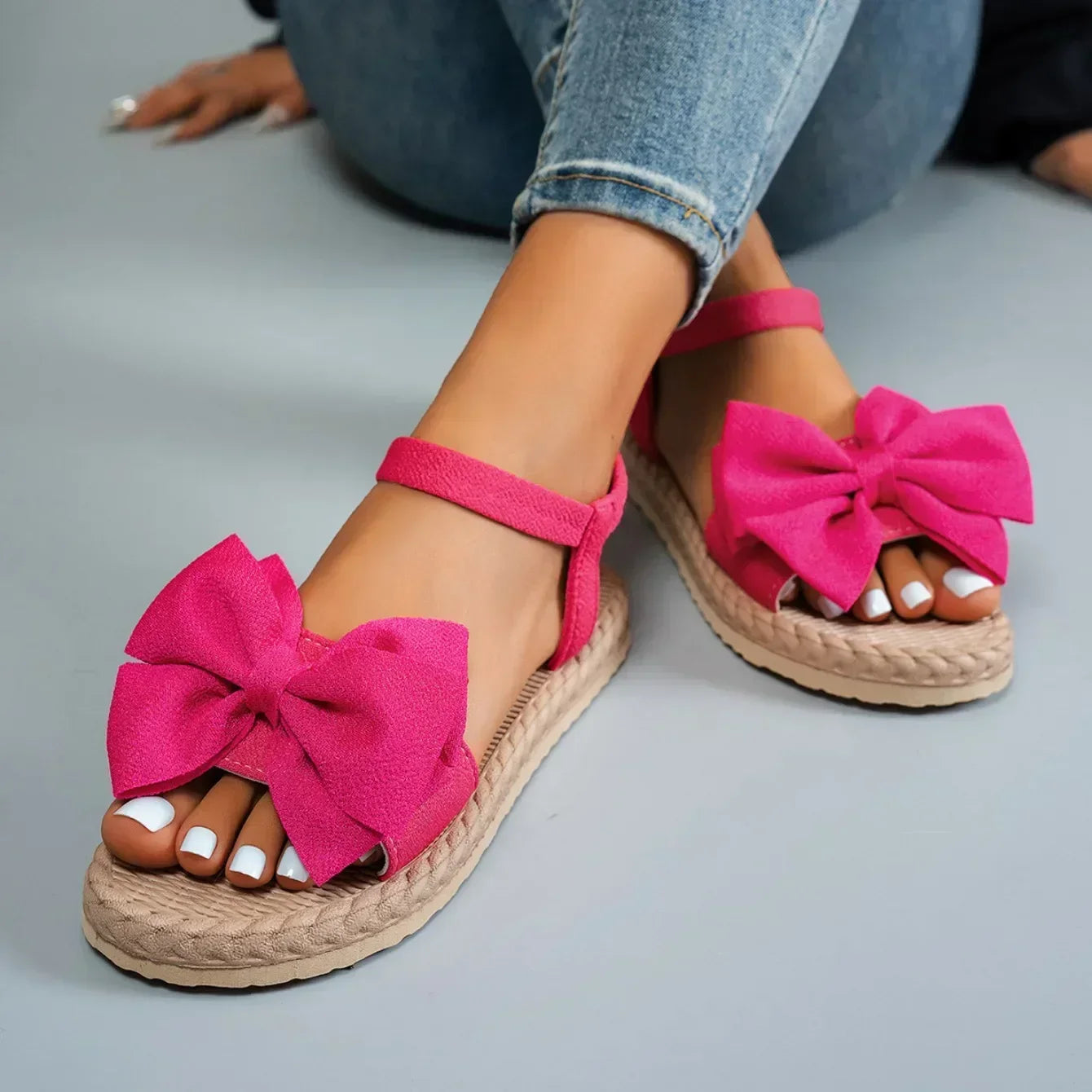 Women Sandals 2025 New Summer Lightweight Sandals Fashion Beach Casual Slippers Outdoor Bow Tie Flat Shoes Home platform sandals