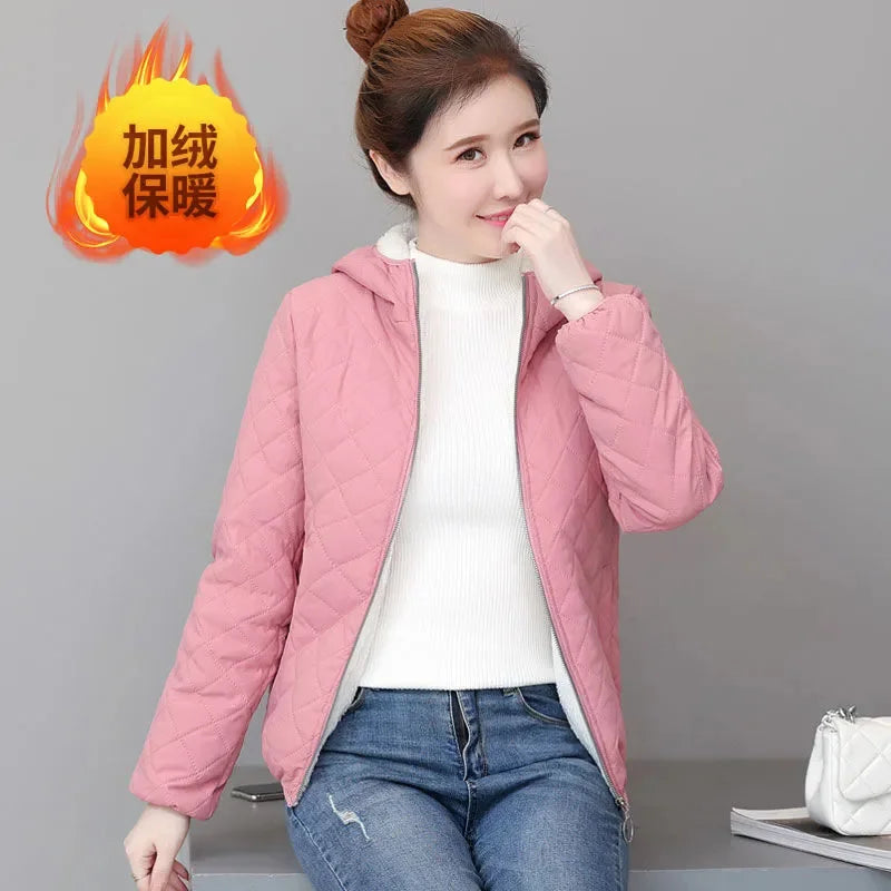 Winter Lambswool Coat 2025 Small Cotton-Padded Coat Women's Short Parkas Warm Cotton Jacket Joker Hooded Outwear Ladies Overwear
