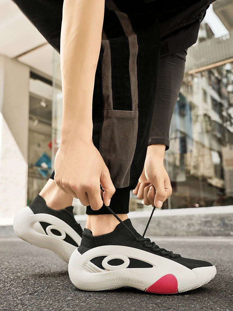 Men's Shoes Are Durable Non Slip Casual Sports Shoes That Are Fashionable Versatile Lightweight Breathable and Mesh Shoes