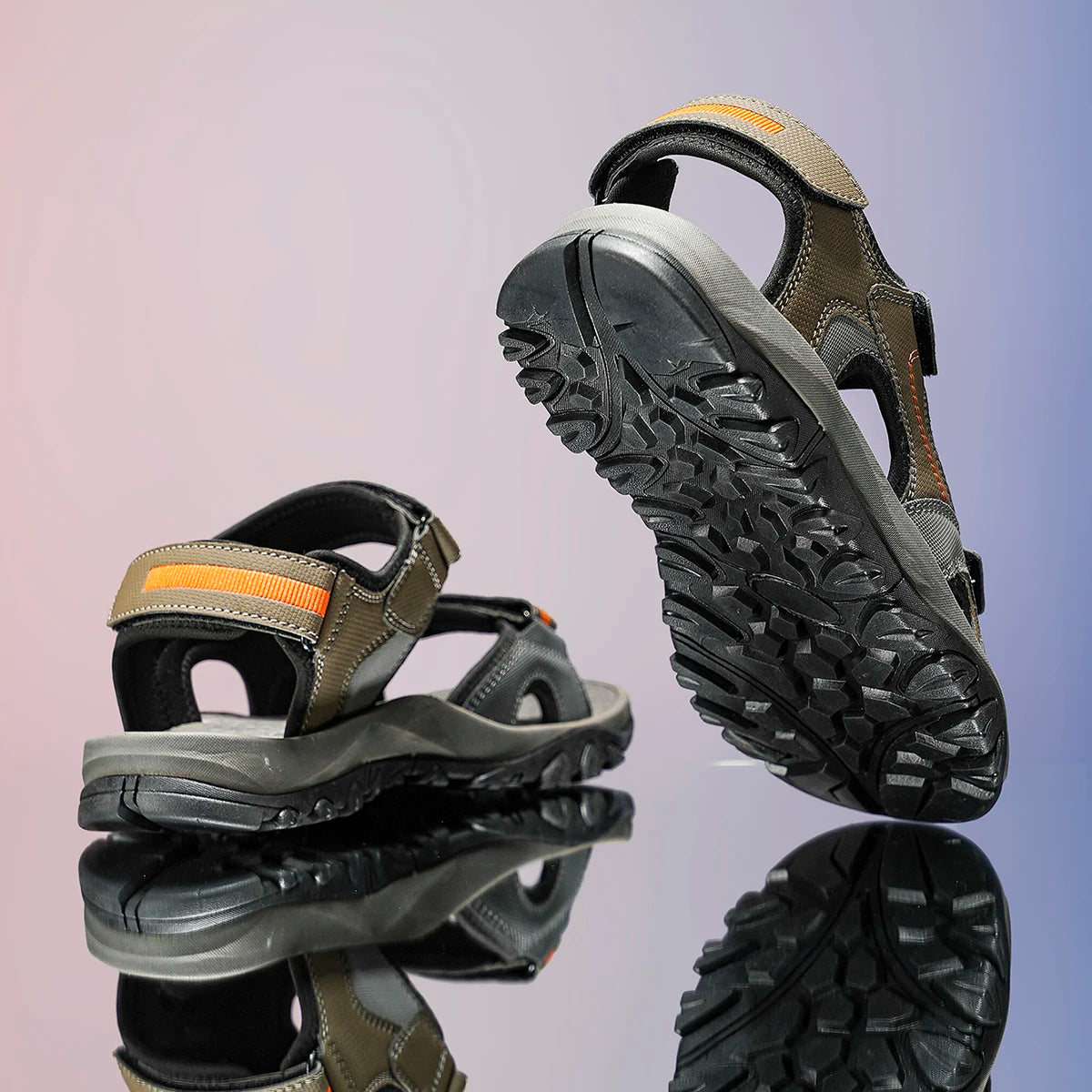 Summer New Sandals Men's Water Beach Breathable Quick Drying Shoes Comfortable Flat Bottom Non slip Sandals Driving Shoes