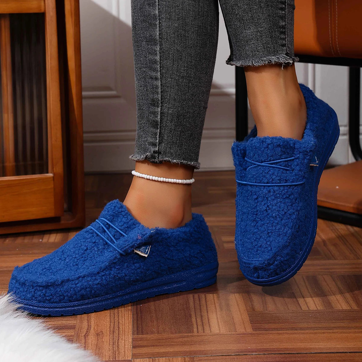 Women Flats Boots 2025 New Fashion Winter Warm Plush Shoes Casual Comfortable Thick Bottom Flats Boots Women Shoes for Women