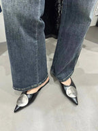 Female Slides Fashion Pointed Toe Flats Women Mules Slippers  Summer Beach Luxury Ladies Flats Slippers Sandals Shoes