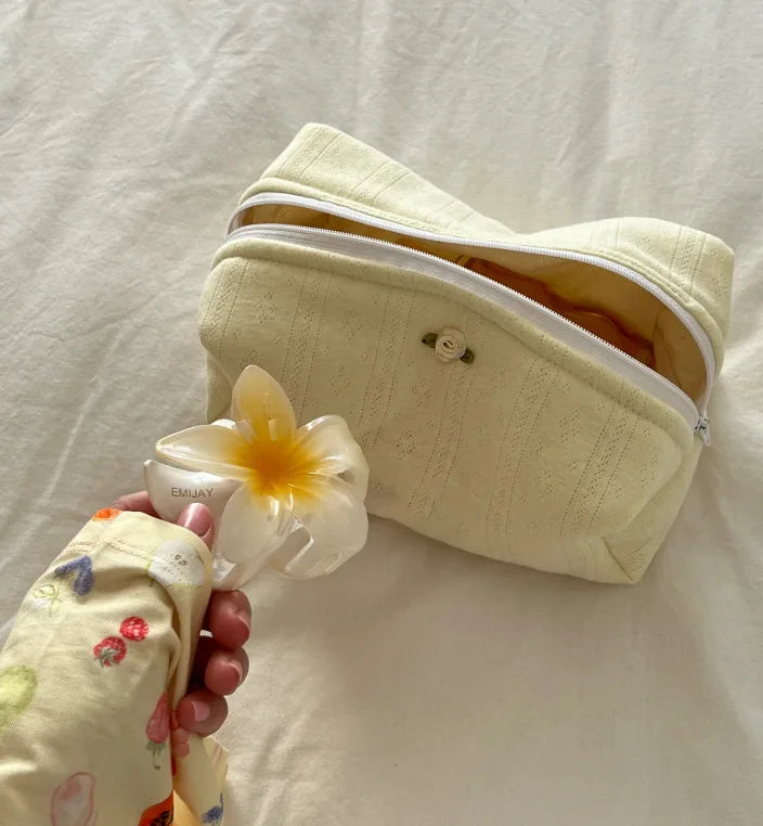 Fashion Makeup Case Elegant Sweet Floral Cosmetic Lipstick Bag Portable Large Capacity Travel Organizer Cosmetic Toiletry Pouch