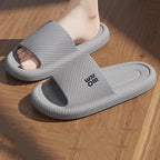 Summer Fashion Slippers Men Shoes Comfortable Slippers For Men Home Flat Sandals Flip Flops Couples Bathroom Indoor Slides