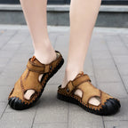 2023 Sandals Summer Men Leather  Classic Men Shoes Slippers Soft Sandals Men Roman Comfortable Outdoor Walking Footwear