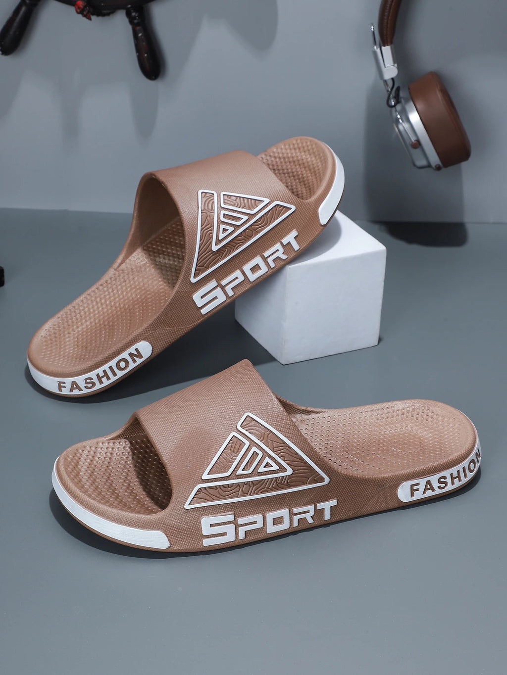 Men's Slippers, Durable for Outdoor Use, Summer Outdoor Wear, Indoor Home, Deodorant, Non-Slip, Bathroom Bathing, Thick-Soled Sandals for Men