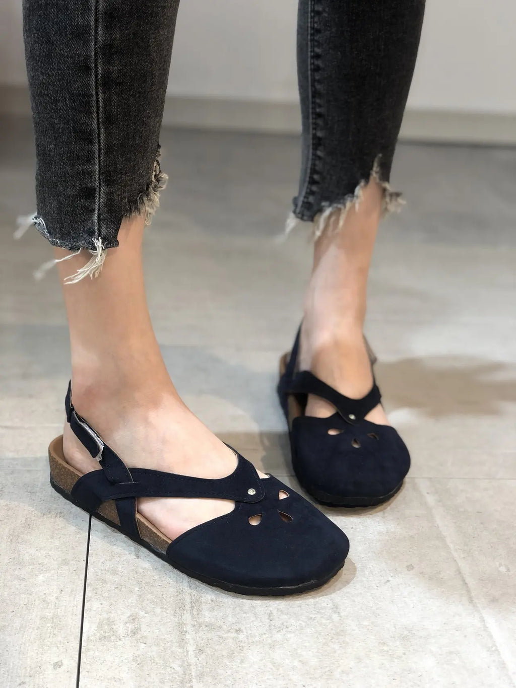 2023Women Sandals Summer Ladies Girls Comfortable Ankle Hollow Round Toe Sandals Woman Soft Beach Sole Female Shoes Plus Size