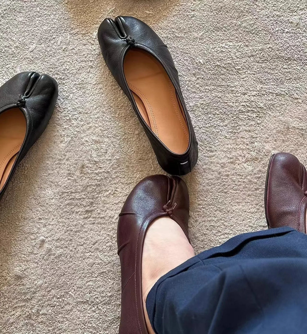 Women Flat Ballet Shoes Tabi Toe-shaped Single Flats Female Pig Hoof Leisure Shoes Soft Mocassins Femmes Casual Shoes Woman