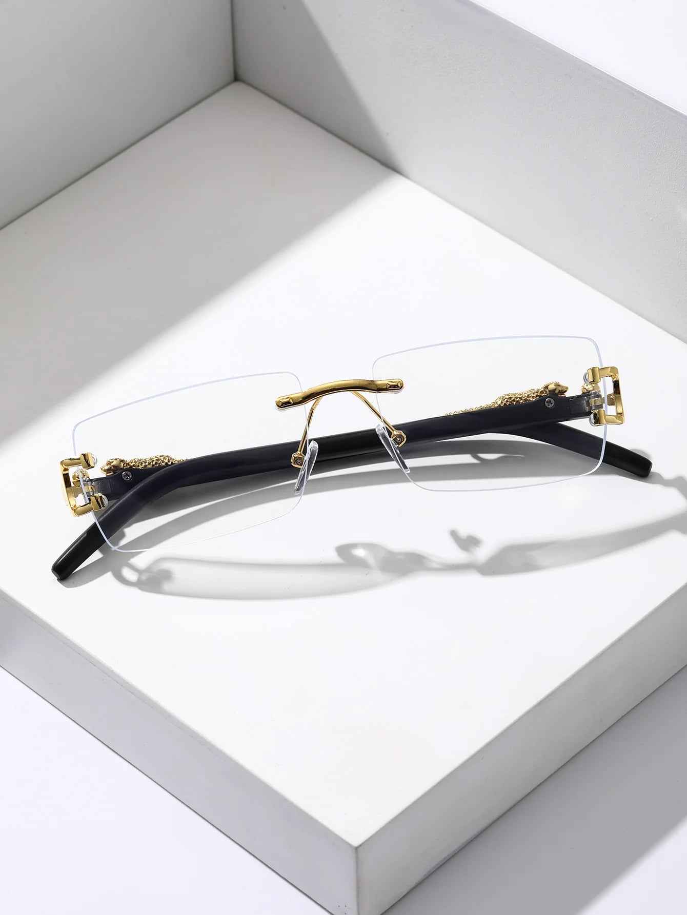 1/2 PCS Fashionable Trendy Frameless Rectangular Personalized Sunglasses For Daily Life