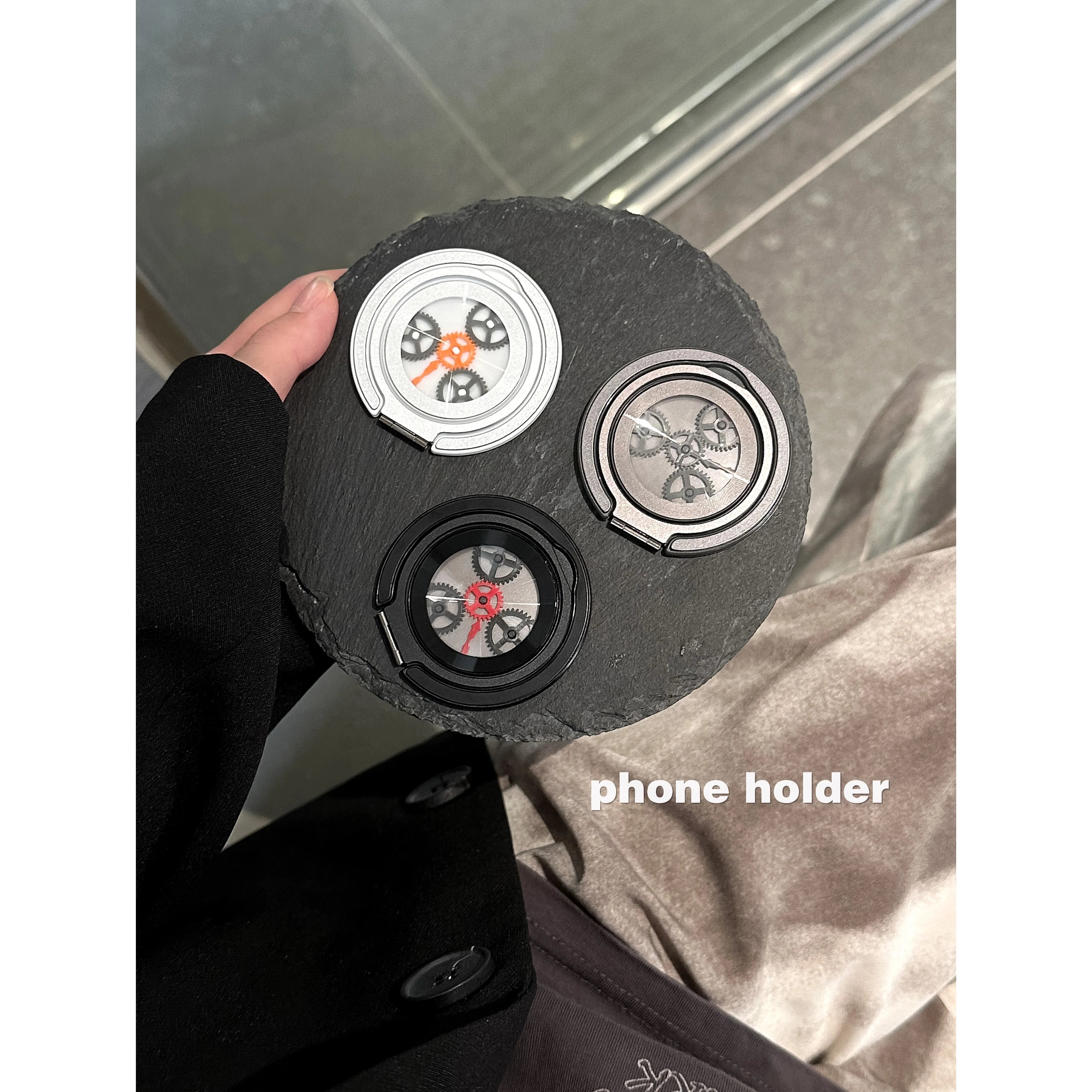 NEW Luxury Gear Design Magnetic Mobile Phone Stand Holder for IPhone Accessories Trend MagSafe Mobile Phone Bracket Fashion 2025