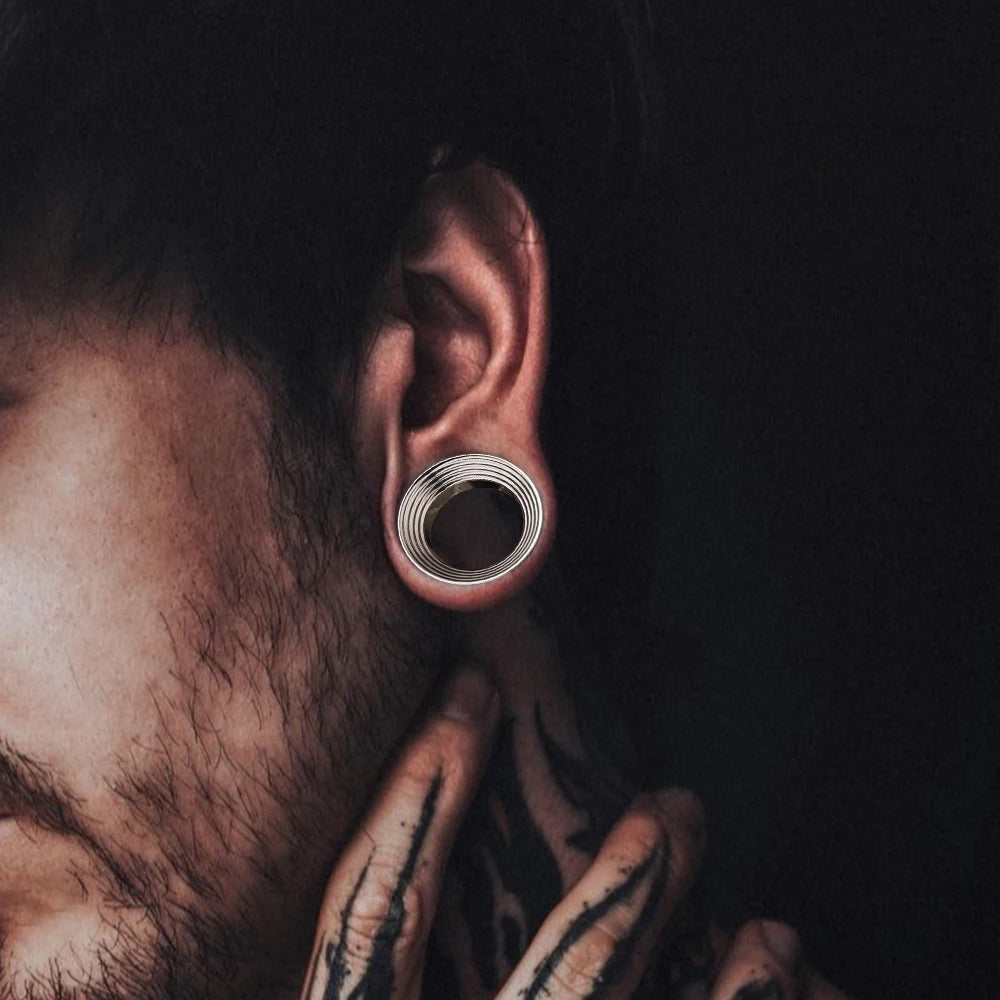 Doearko 2PCS Classic hollow spiral gauges Ear Plugs Tunnels Stainless Steel Ear Gauges Body Piercing Jewelry for women/men