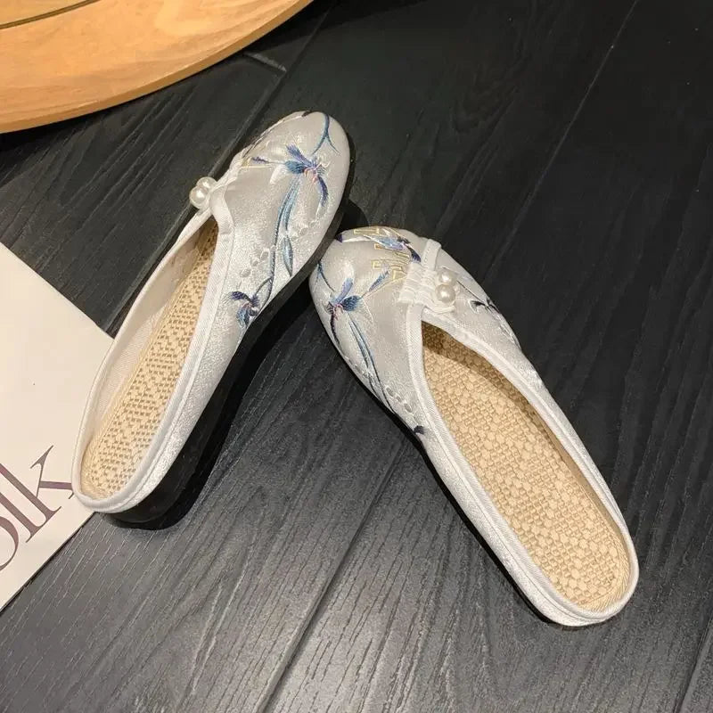 Woman Slippers Spring Autumn Soft Sole Baotou Flats Embroider Home Slippers Casual Shoes for Women Ethnic Style Outdoor Slippers