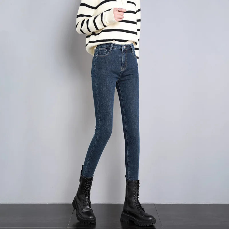New Winter Women Snow Thermal Fleece Skinny Jeans Casual Lady Warm Velvet Thick Pencil Pants Female Basic Fleece Denim Trousers