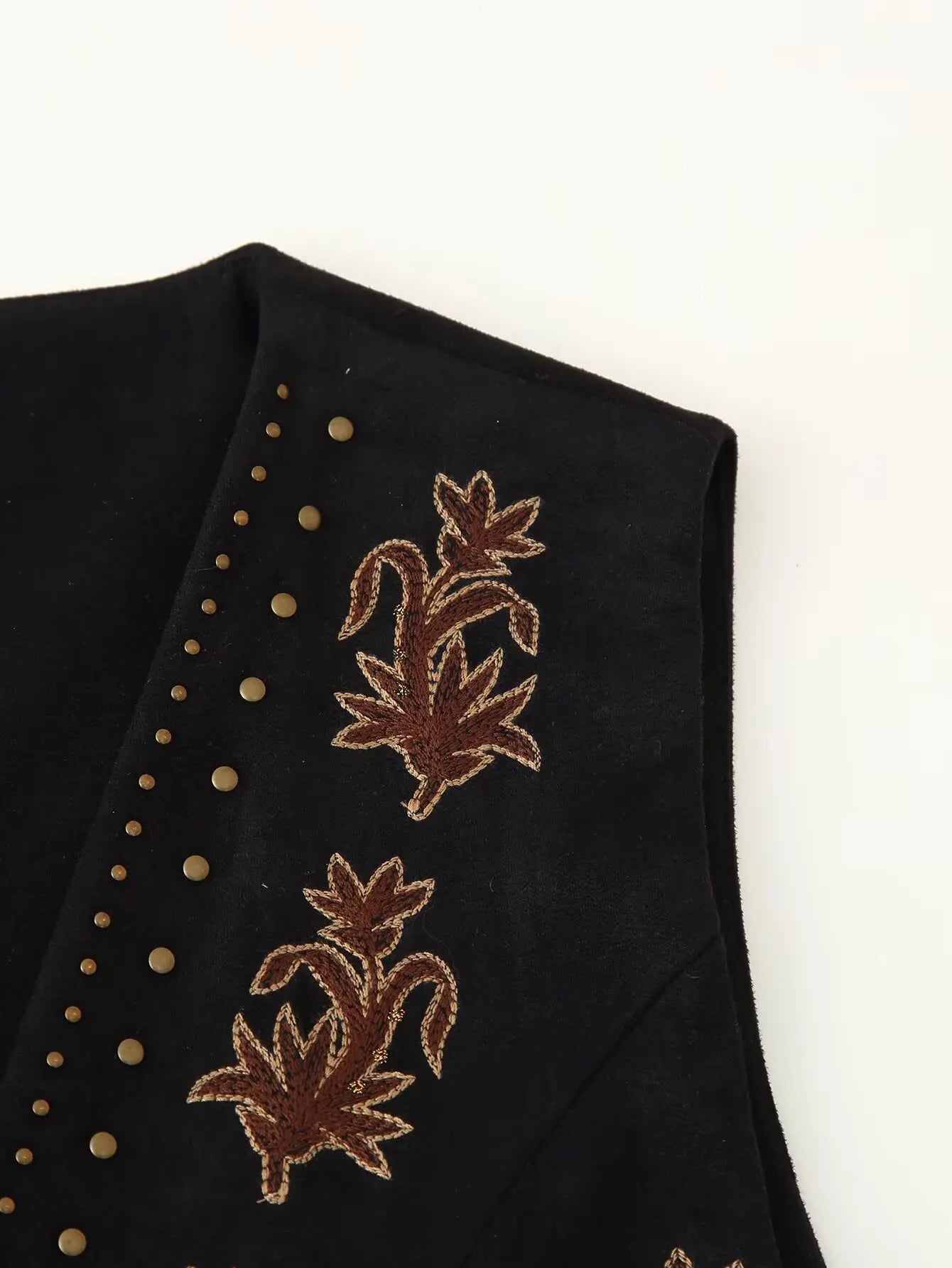 Women Fashion Embroidery Vest Suede Texture V-neck Waistcoat Sleeveless High Street 2025 New Vests Coat Female Tank Top