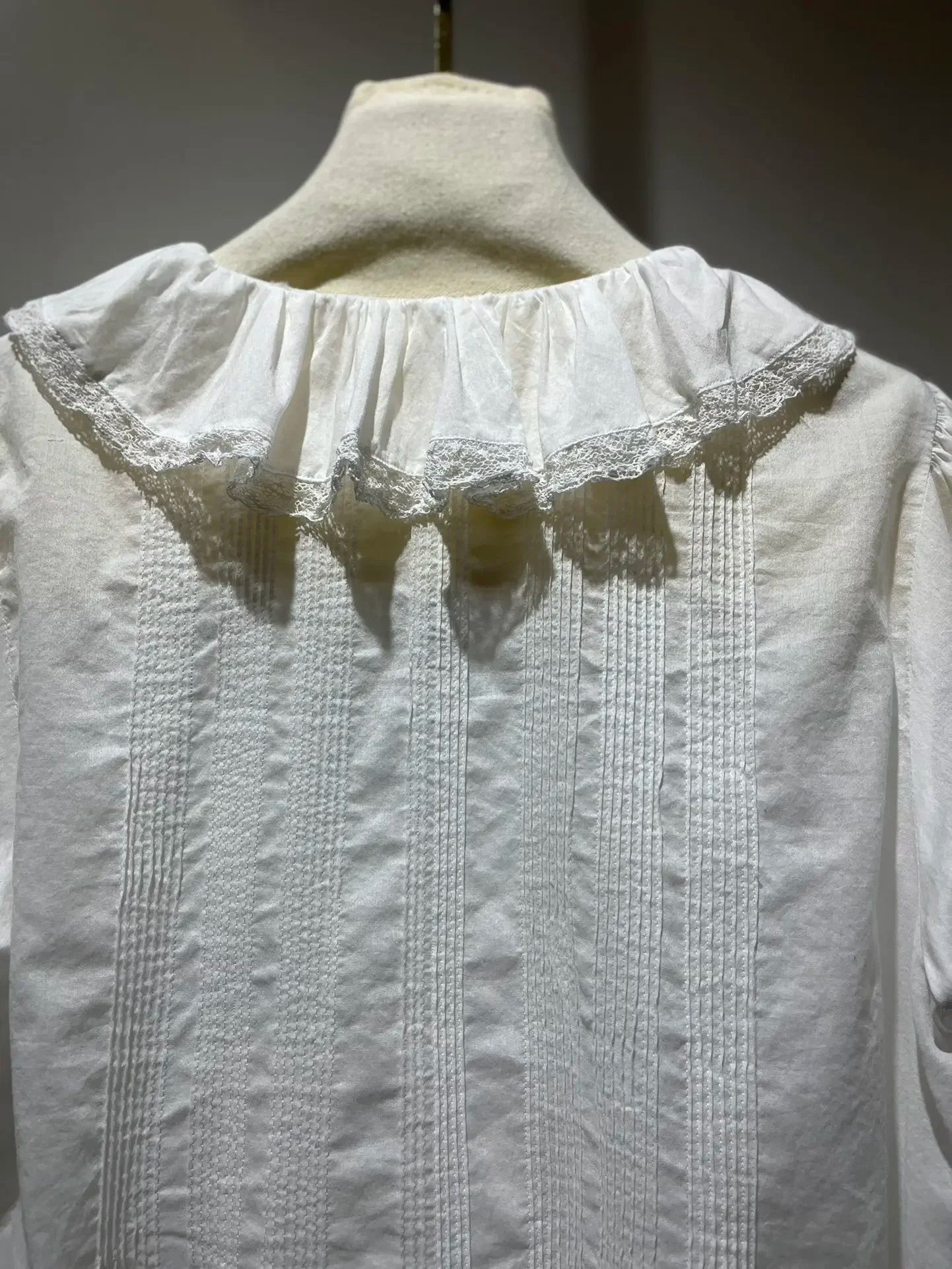 Lace Stitching Women's Pleated Blouse Summer Ruffles Edge V-Neck Puff Sleeve Casual Female Shirt