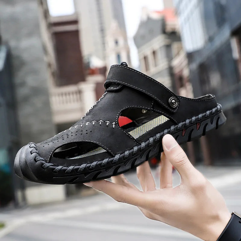 2023 Sandals Summer Men Leather  Classic Men Shoes Slippers Soft Sandals Men Roman Comfortable Outdoor Walking Footwear