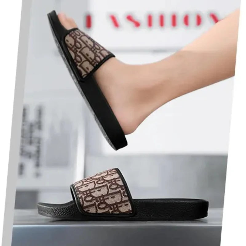 Men's Home Slippers Lightweight Summer New Style Flat and Worn Casual Retro Patterned Anti-slip Quick-drying Sandals