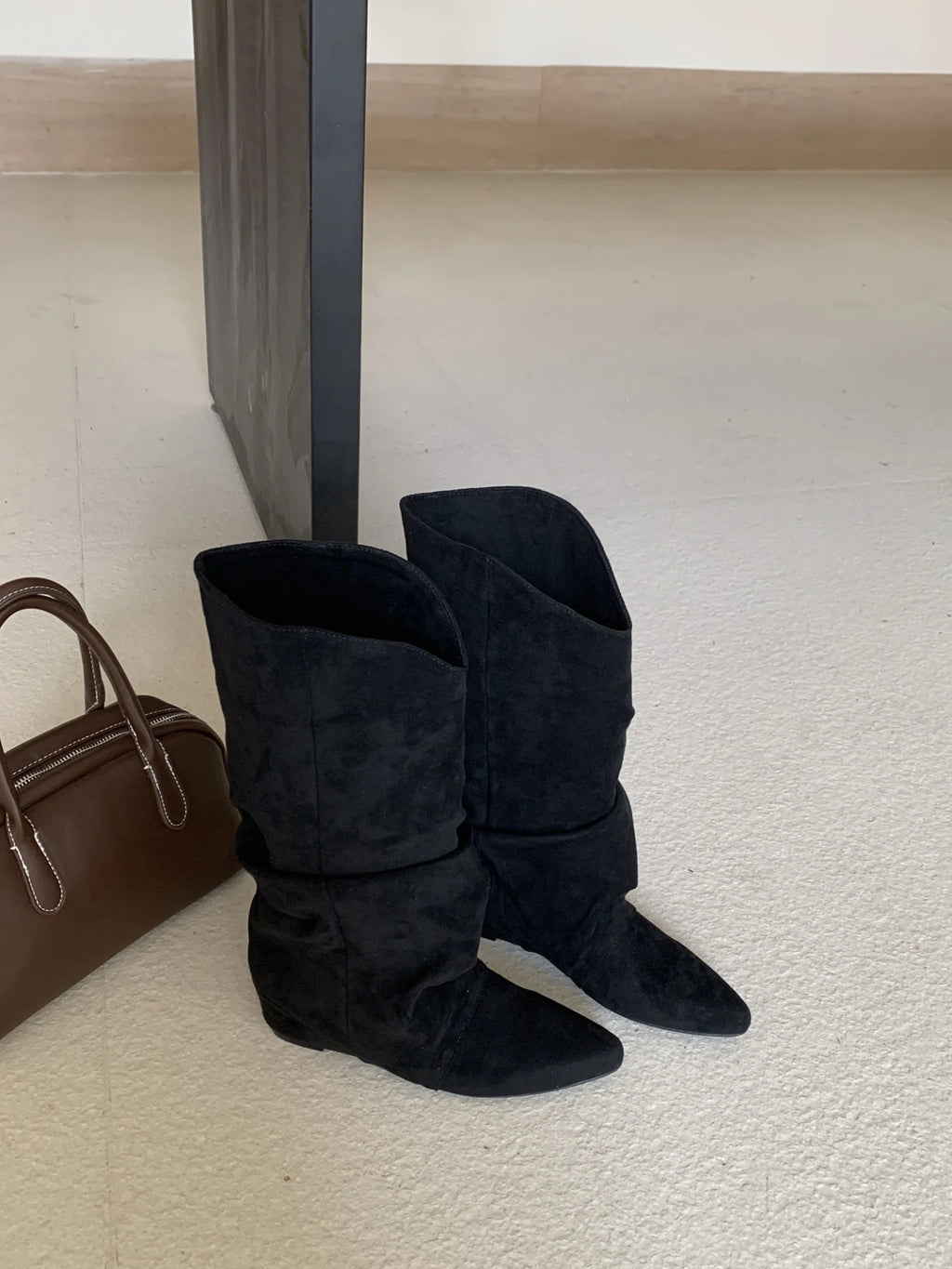 Flats Women High Boots Suede Pointed Toe Designer Shoes Winter Luxury Dress Woman 2025 New Fashion Sexy Chelsea Botas De Mujer